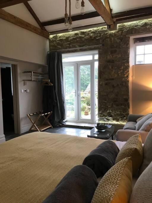 Luxury Barn Conversion At Rudding Harrogate Esterno foto