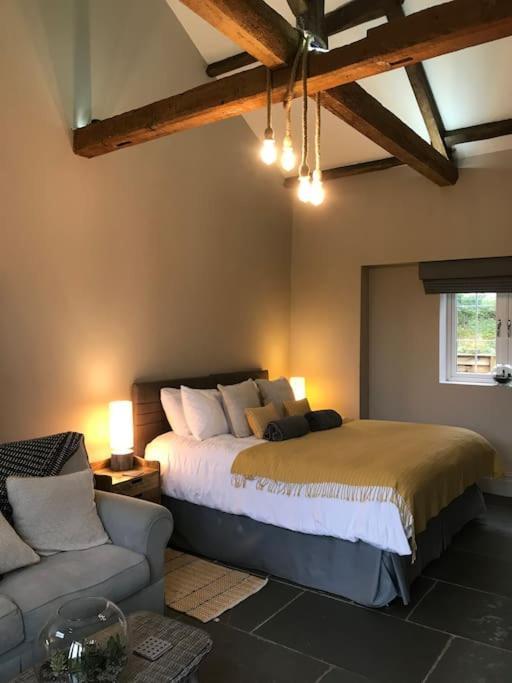 Luxury Barn Conversion At Rudding Harrogate Esterno foto